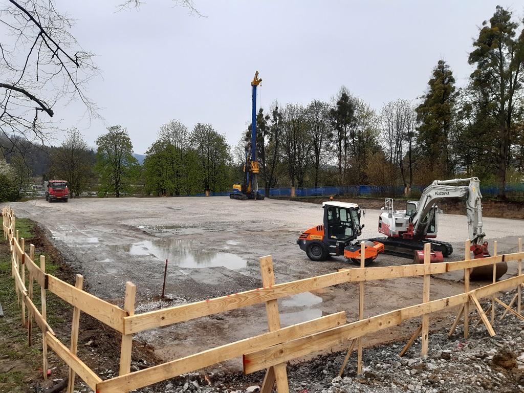 Výstavba sportovní haly pro Gymnázium a SPŠEI ve Frenštátě pod Radhoštěm