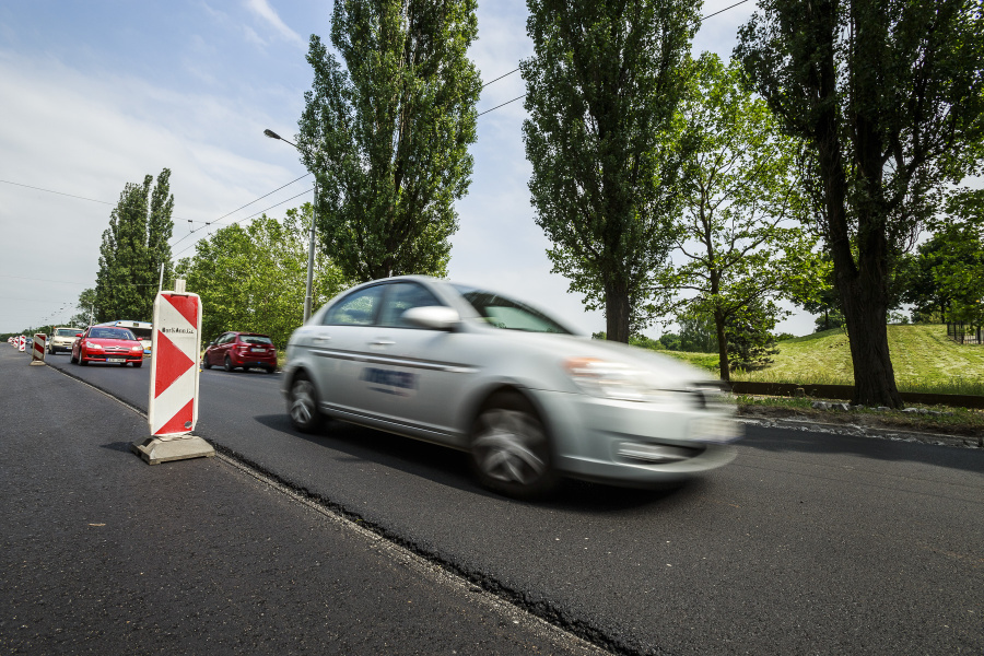 Hejtmanství spolupracuje s obcemi na rozvoji silniční sítě. V kraji například přibudou nové kruháče